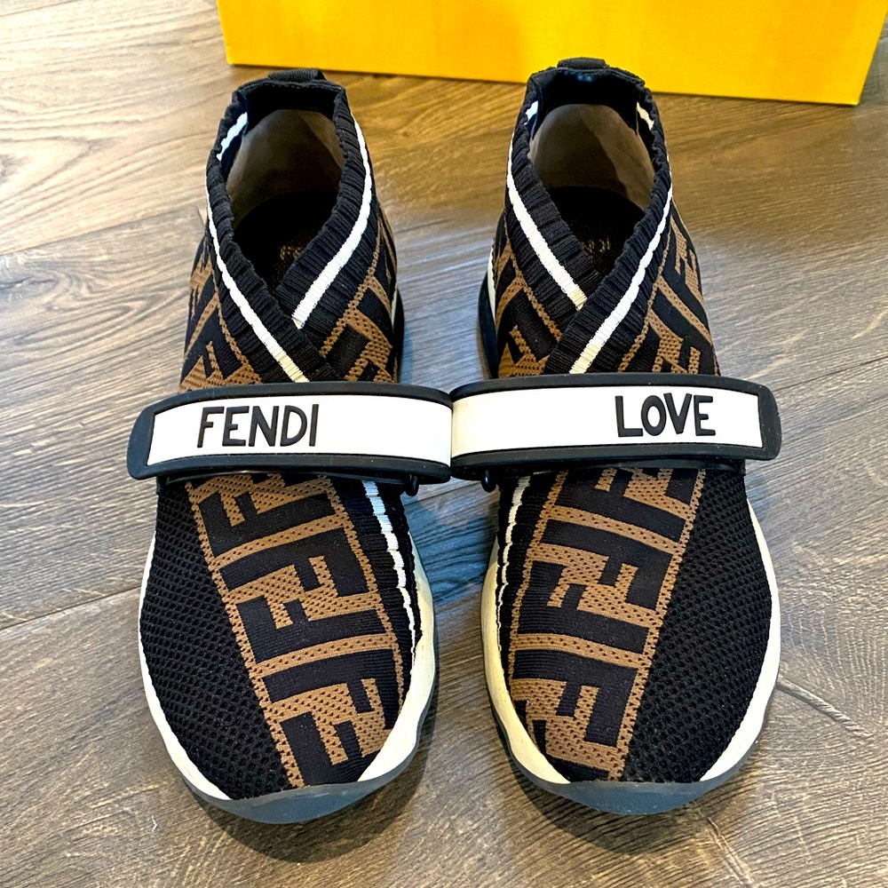 AUTHENTIC FENDI FF Rockoko Knit Sneakers Size 36 (US 6)